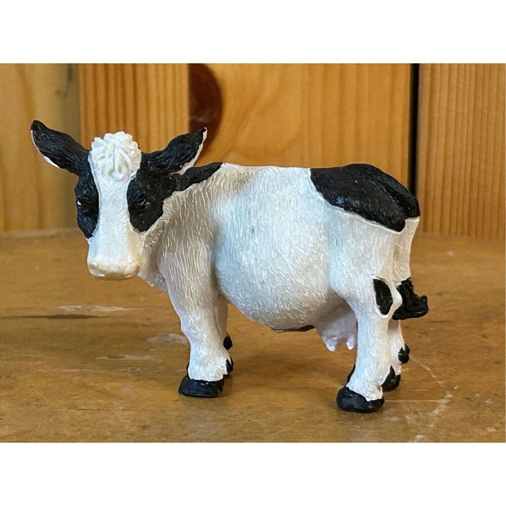 Spotted Friesian Cow Figure 2.5" X 2.5” (8175)
